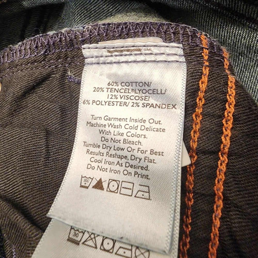 Eddie Bauer Women's Dark Gray Straight Leg Jeans